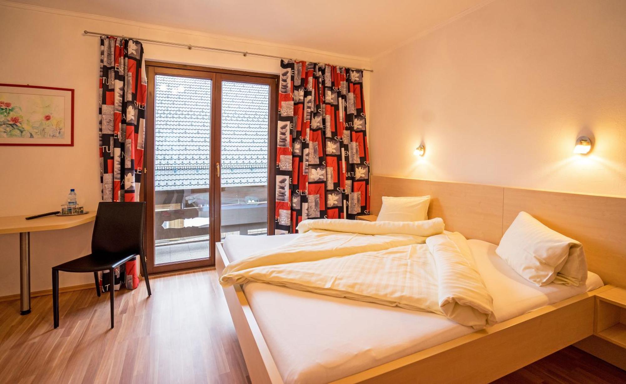 Haus Stampfer Hotel Weissensee Ruang foto